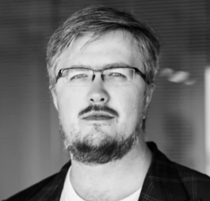 Михаил Шкляев